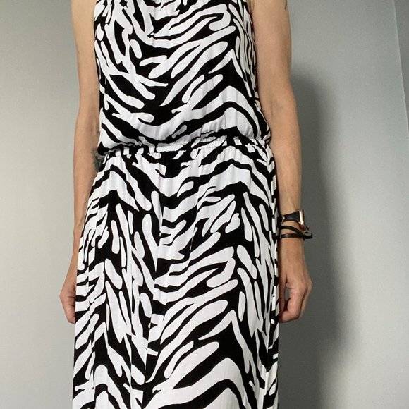 Maxi Dress | Black & White | Size Small - Picture 4 of 6